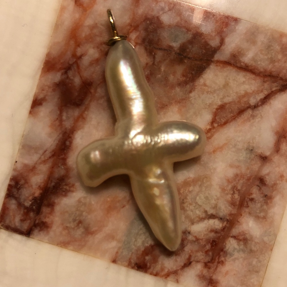 Baroque pearl cross